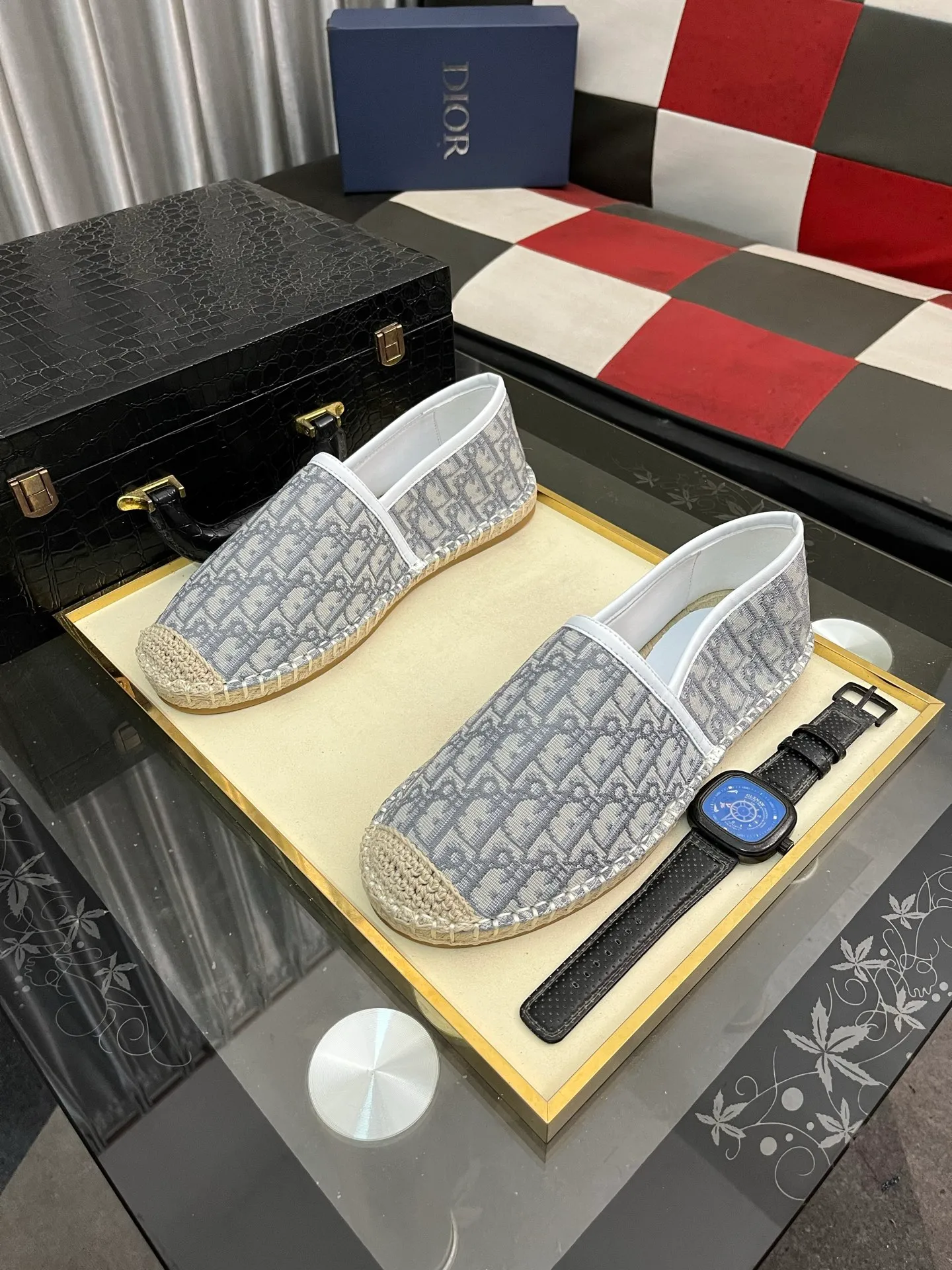 Men's shoes 💰400⌚️⌚️Dior men's latest slip-on Loaf casual fisherman's shoes ✔️The original version is available simultaneously at the counter and is a one-to-one replica🎩Material: Italian imported waterproof fabric, pure hand-pulled strings, raw rubber breathable outsole, lining breathable and comfortable lambskin, 100% comfortable density, original rubber outsole wear-resistant ✔️Code number: 38-44, you deserve it, (Note: 45 and 46 can be customized, non-refundable and non-exchangeable)